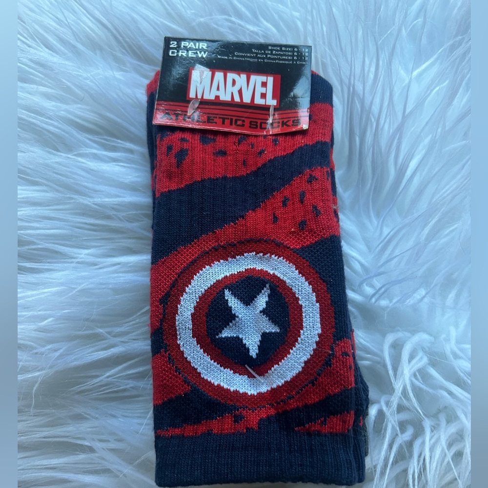 Two pack of Marvel crew socks size 6-12